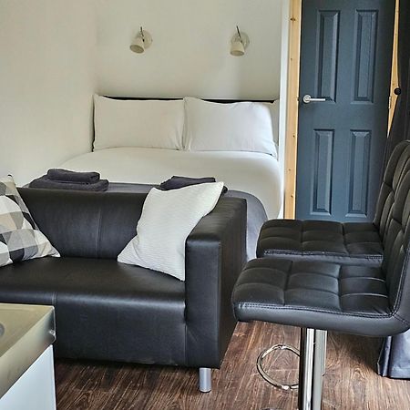 A Unique Experience In A Converted Shipping Containers, Glamness Is Adults Only Inverness Eksteriør bilde